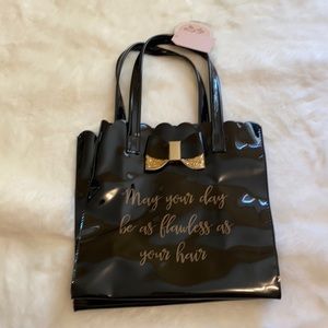 🛑🛑SOLD🛑🛑Perfect hair lunch bag